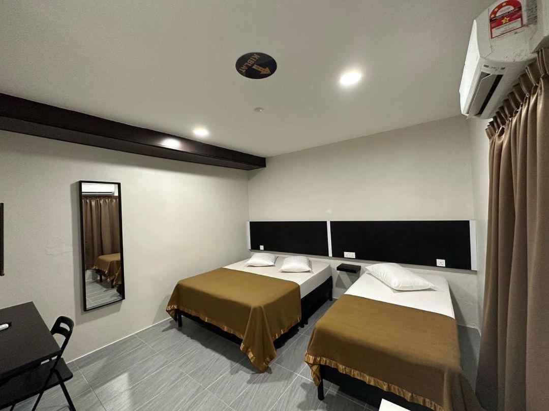 Hotel Nawar Pasir Mas Kültér fotó